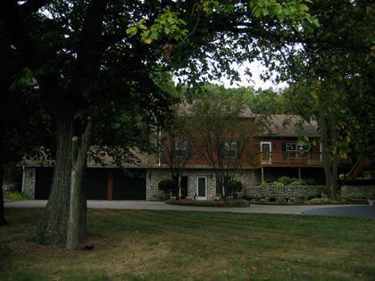 S4412 Oak View Dr. #W251, Waukesha, WI 53189