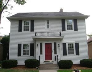 4628 N Newhall, Whitefish Bay, WI 53211