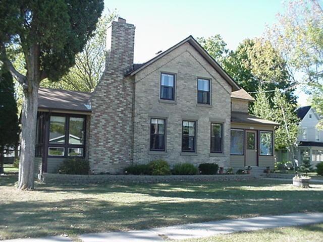 1941 Fremont St., East Troy, WI 53120