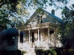 2952 S California St., Milwaukee, WI 53207