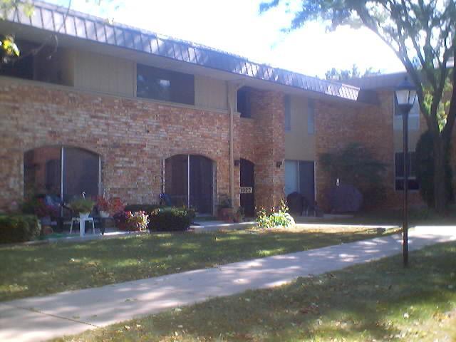 11927 W Appleton Ave #10, Milwaukee, WI 53224