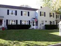 5913 Dendron Ln., Greendale, WI 53129