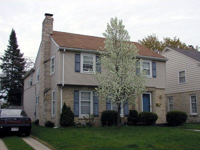 4918 N Elkhart Ave, Whitefish Bay, WI 53217