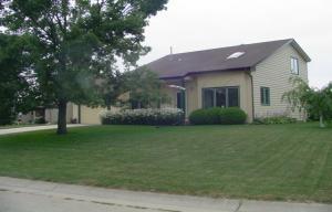 8215 S 85th St., Franklin, WI 53132