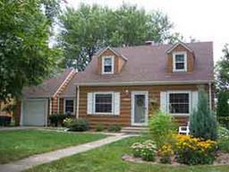 4223 Raymir Cir., Wauwatosa, WI 53222