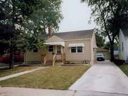 5152 N Sherman Blvd., Milwaukee, WI 53209
