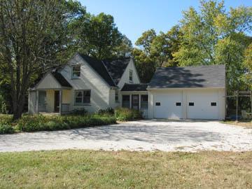 11553 N Oriole Ln., Mequon, WI 53092