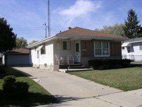 2412 Russet, Racine, WI 53405