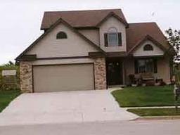 2626 Eagles Ct., West Bend, WI 53095