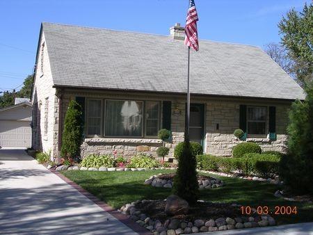 2631 N 85th St., Wauwatosa, WI 53226