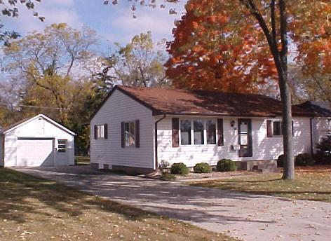 422 W Geneva St., Elkhorn, WI 53121