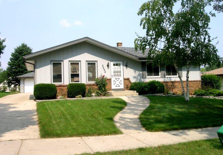 2202 E Michigan Ave., Oak Creek, WI 53154