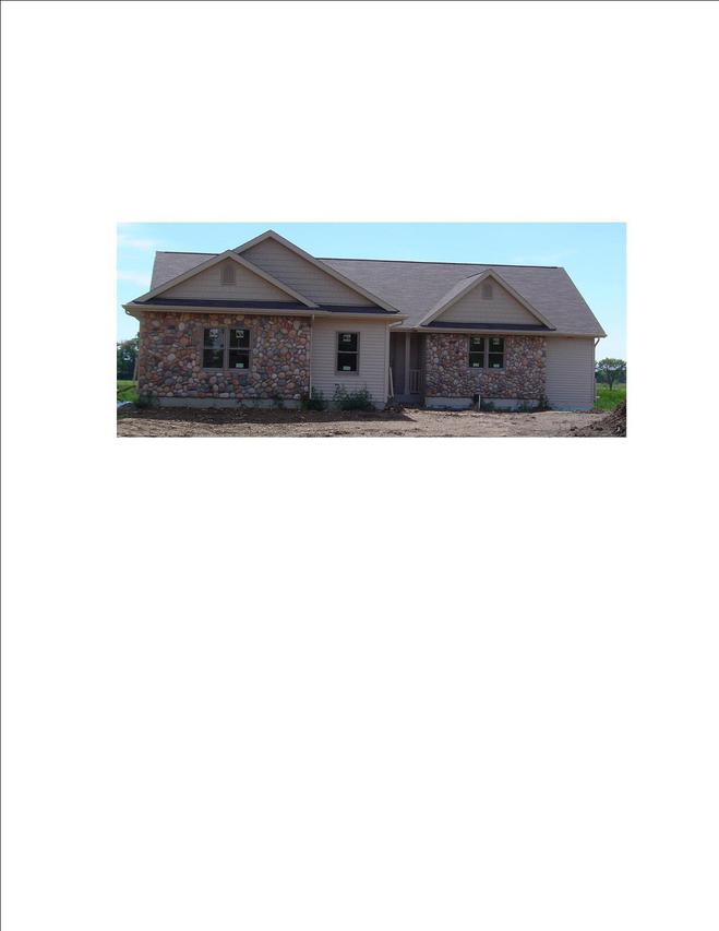 385 W Concord Center Dr., Oconomowoc, WI 53066