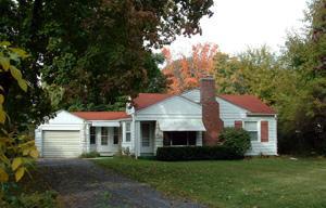 1625 S West Ln., New Berlin, WI 53146