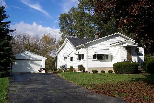 1238 N Summerset Dr., Mount Pleasant, WI 53406