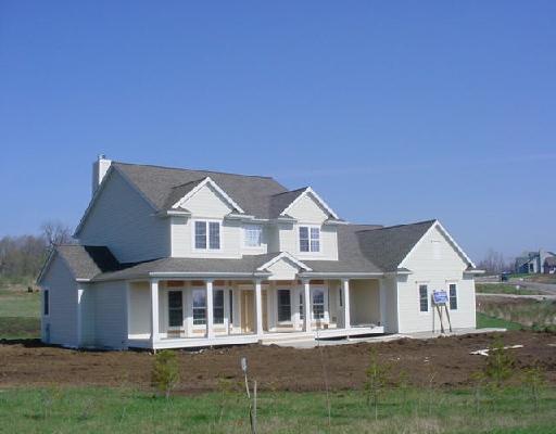 7242 286th Ave., Salem, WI 53168