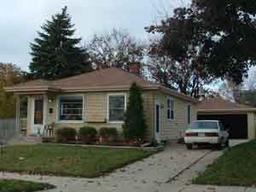 2014 Dwight St., Racine, WI 53403