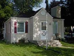 2435 Harrison Pl., South Milwaukee, WI 53172