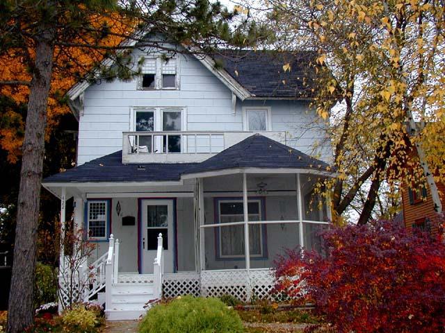 422 W South St., Oconomowoc, WI 53066