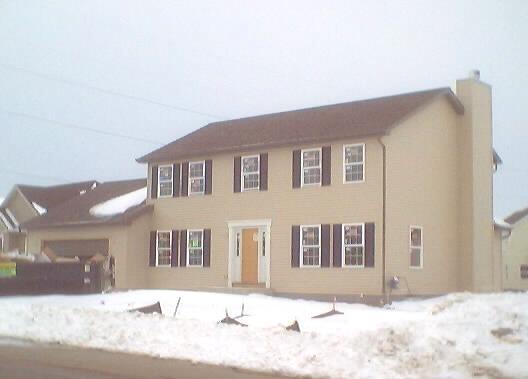 8317 Broadway Dr, Sturtevant, WI 53177