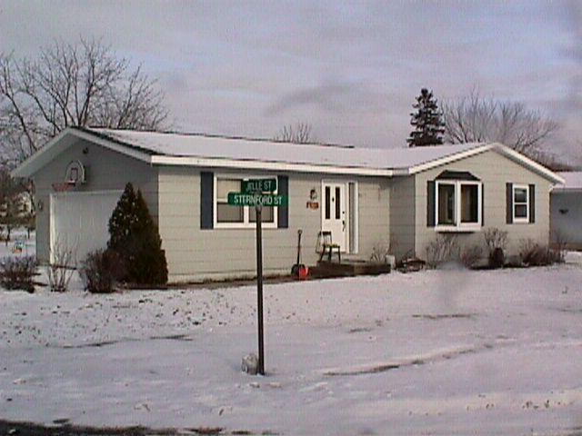 W8252 Sternford, Holland, WI 54636