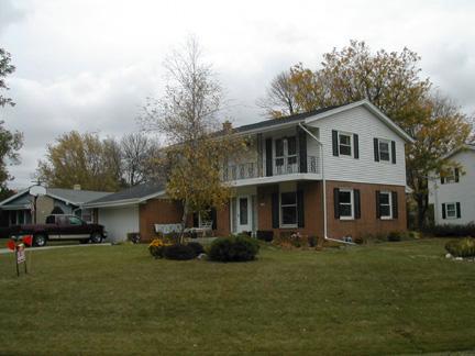 13860 W Park Ct., New Berlin, WI 53151