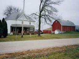 6474 N North Grove Rd., Oak Grove, WI 53039