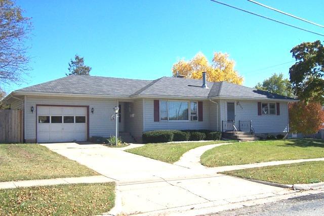 225 Juneau, Horicon, WI 53032