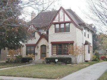 8703 Jackson Park Blvd., Wauwatosa, WI 53226