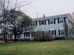 10031 Royal Oak Rd., Cedarburg, WI 53012