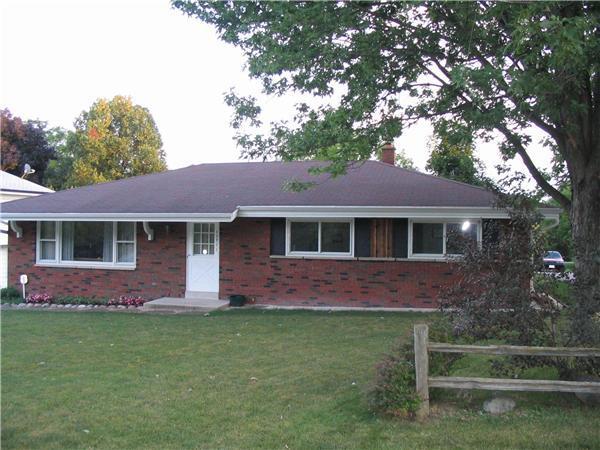 10711 W Bobolink Ave, Milwaukee, WI 53225