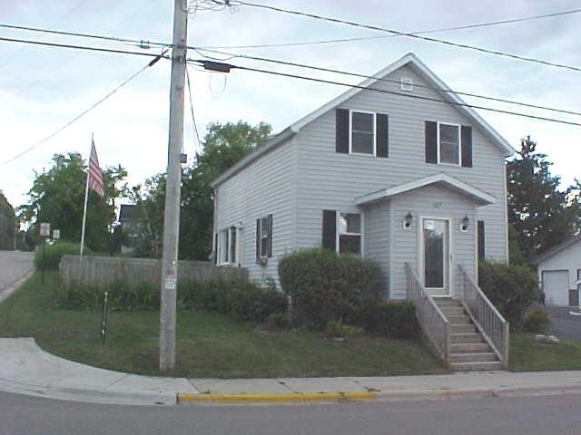 107 E Main St., Saint Nazianz, WI 54232