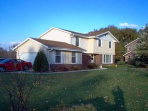 7820 E Chapel Hill Ct., Franklin, WI 53132