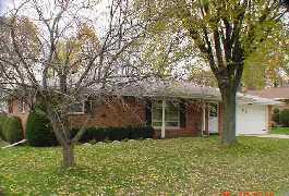 531 Oakview Dr., Slinger, WI 53086