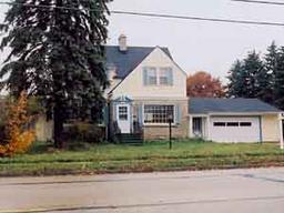 740 Union St., Hartford, WI 53027