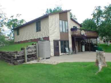 413 3rd Ave., Onalaska, WI 54650