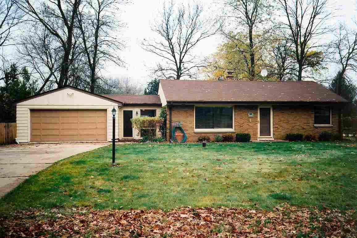 14400 W Gatewood Dr., New Berlin, WI 53151