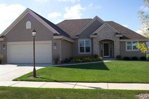 2927 Tanglewood Dr., Waukesha, WI 53189