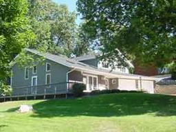 325 Junes Ln., Holmen, WI 54636
