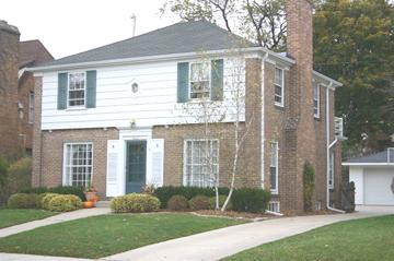 4862 N Ardmore Ave, Whitefish Bay, WI 53217