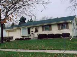 138 E Antoine Dr., Port Washington, WI 53074
