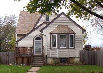 3425 S Nevada St., Milwaukee, WI 53207