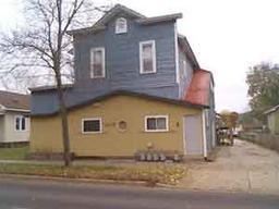 1219 S West Ave., La Crosse, WI 54601