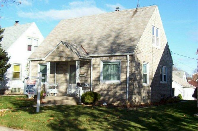 3750 S 19th  St., Milwaukee, WI 53221