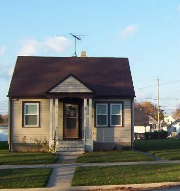 1412 Marquette Ave., South Milwaukee, WI 53172