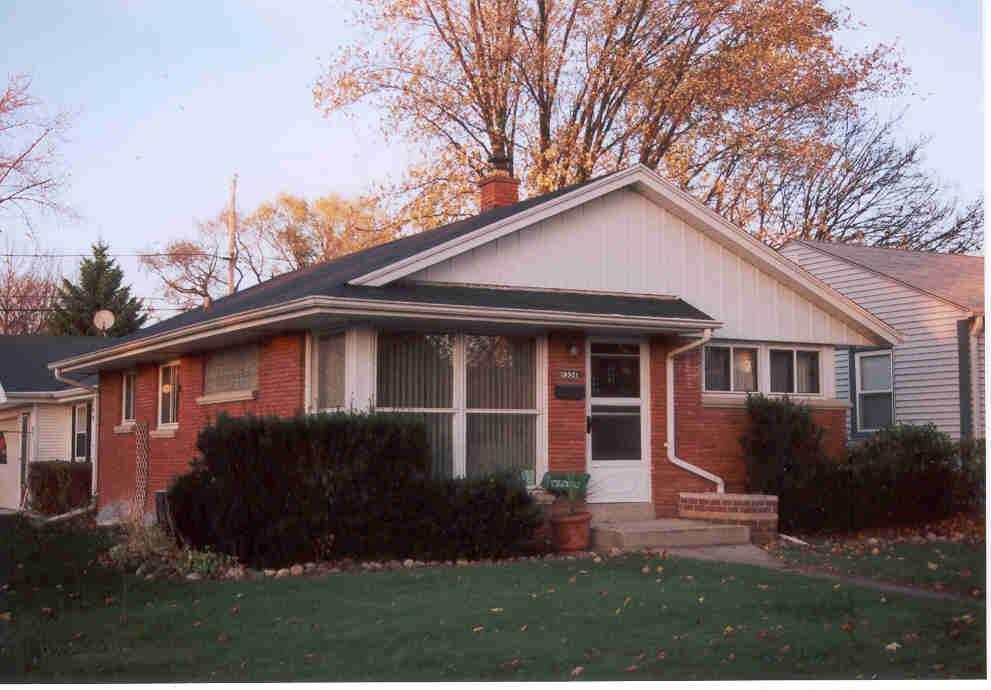 1334 Mackinac Ave., South Milwaukee, WI 53172