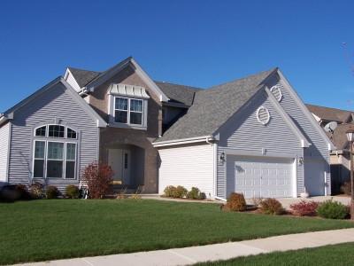 1614 Auburn Ct., Waukesha, WI 53189