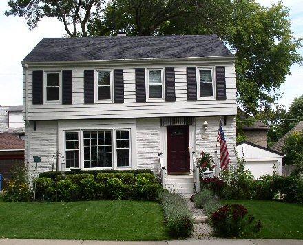 5050 N Larkin St, Whitefish Bay, WI 53217