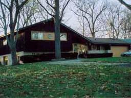 1285 Edwards St., Brookfield, WI 53005