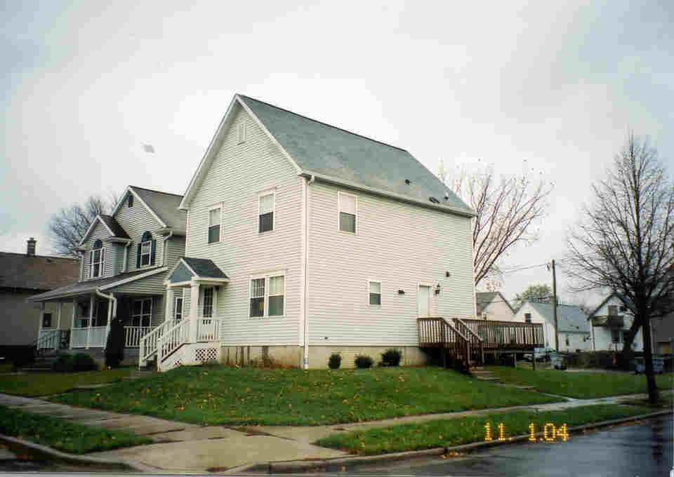 1963 N 18th St., Milwaukee, WI 53205